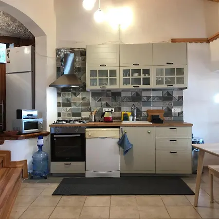 Aktan Villa